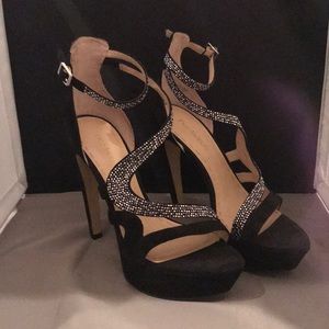 Platform heel